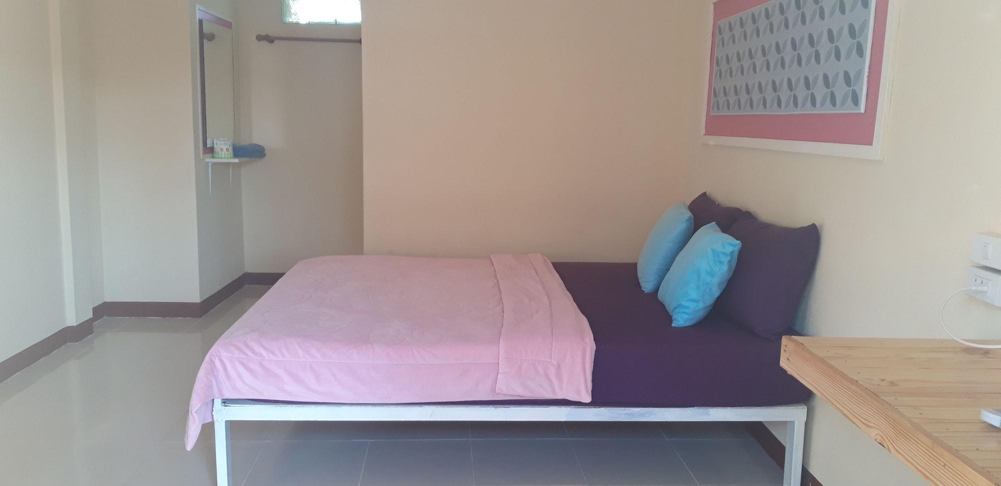 Aiem Sa Ard At Kohlarn Hotel Kültér fotó